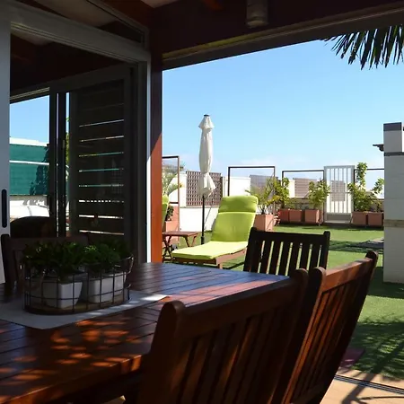 Apartamento Vacacional Atico Frente Al Mar Candelaria Exterior photo